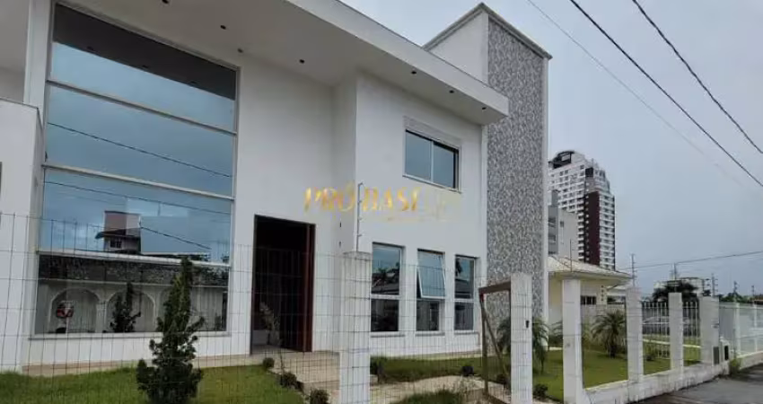 Casa com 4 quartos à venda na Rua José Higino Martins, 41, Centro, Palhoça