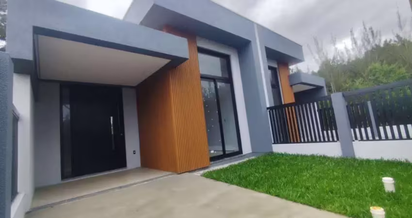 Casa com 2 quartos, sendo 1 suíte, churrasqueira no capão village, em capão da canoa