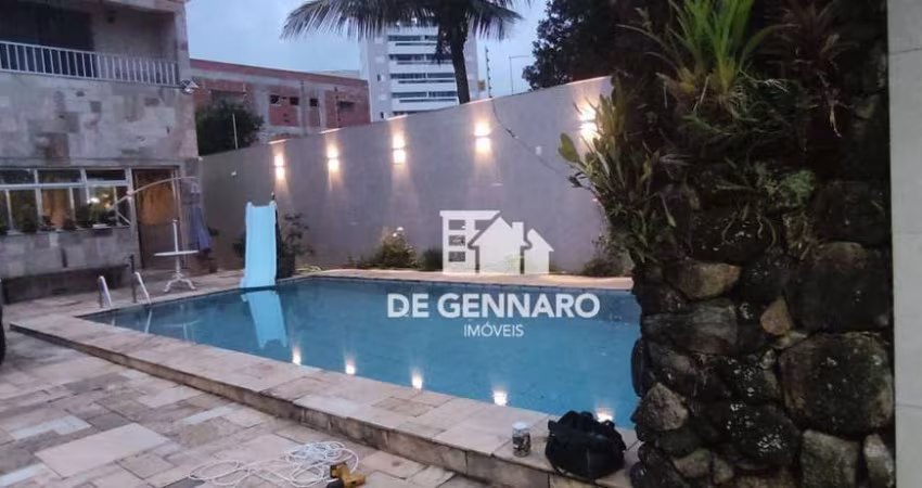 Casa com 3 dormitórios à venda, 254 m² por R$ 1.300.000,00 - Caiçara - Praia Grande/SP