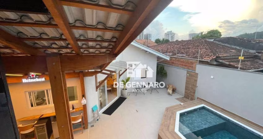 Praia Grande, Canto do Forte, Casa Isolada, Alto Padrão, 3 suítes, piscina, área grill