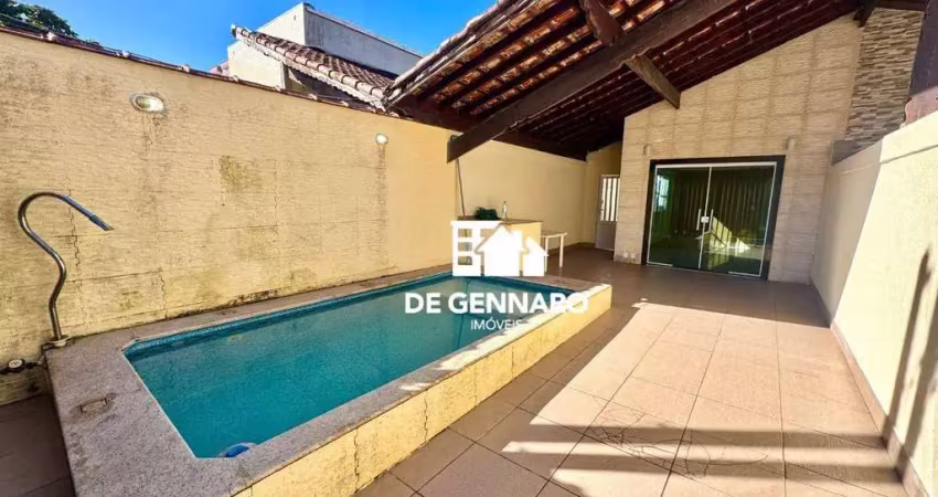 Praia grande, guilhermina. linda casa com 3 dormitórios, 1 suíte, piscina
