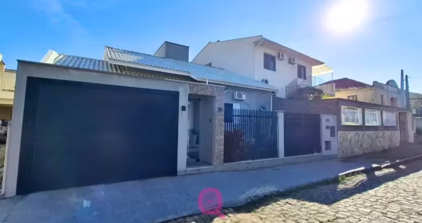 Casa com 2 quartos à venda na Rua Sebastião Geremias de Souza, 3, Oficinas, Tubarão