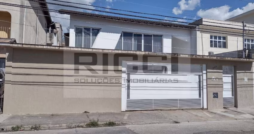 Casa com 3 dormitórios à venda, 230 m² por R$ 950.000,00 - Cézar de Souza - Mogi das Cruzes/SP