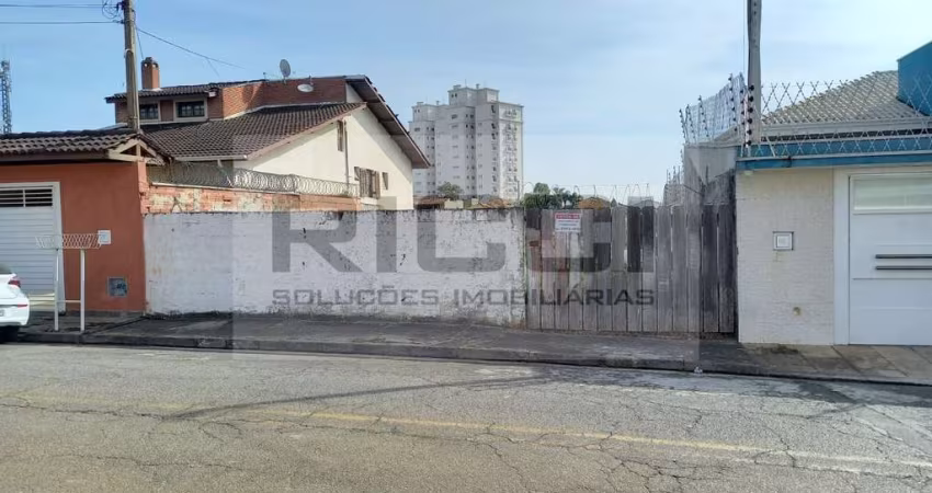 Terreno à venda, 450 m² - Vila Oliveira - Mogi das Cruzes/SP