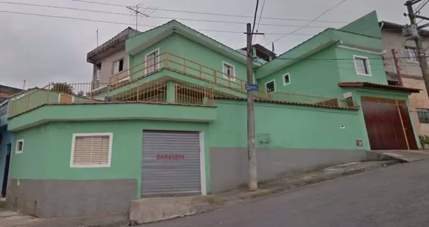 Casa - Sobrado Padrão, para Venda em Guarulhos/SP