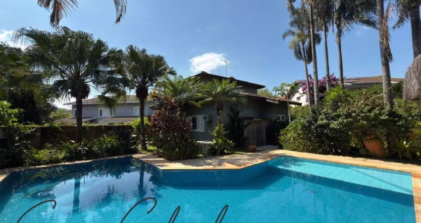 Casa térrea à venda no exclusivo Condomínio São Joaquim, com 3 quartos, 426 m²,  em Vinhedo - São Paulo.