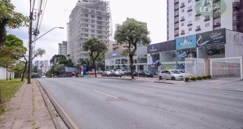 Apartamento com 3 dormitórios para alugar, 77 m² por R$ 3.051/mês - Bacacheri - Curitiba/PR