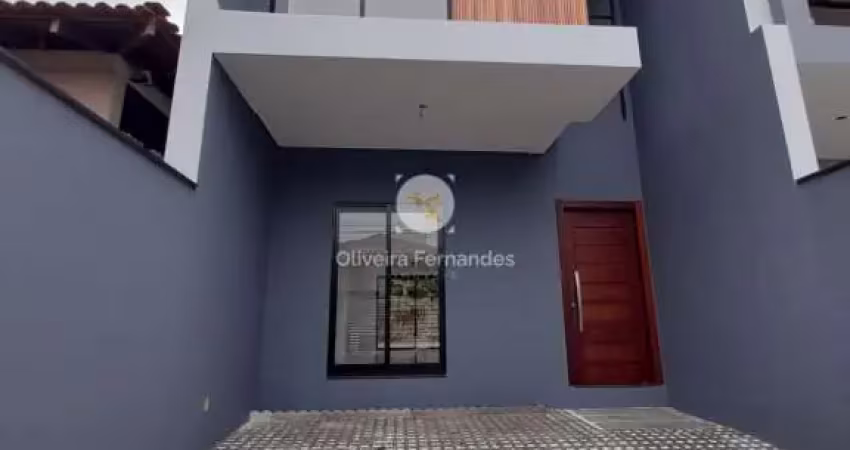 Sobrado com 3 dormitórios à venda, 128,99m² no Saguaçu