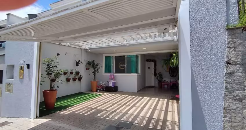 Casa com 3 quartos à venda no Glória, Joinville 