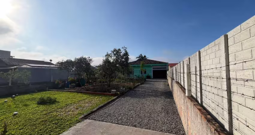 Casa com 3 quartos à venda na Rua 2570 Ayrton Senna da Silva, 740, Pontal do Norte, Itapoá