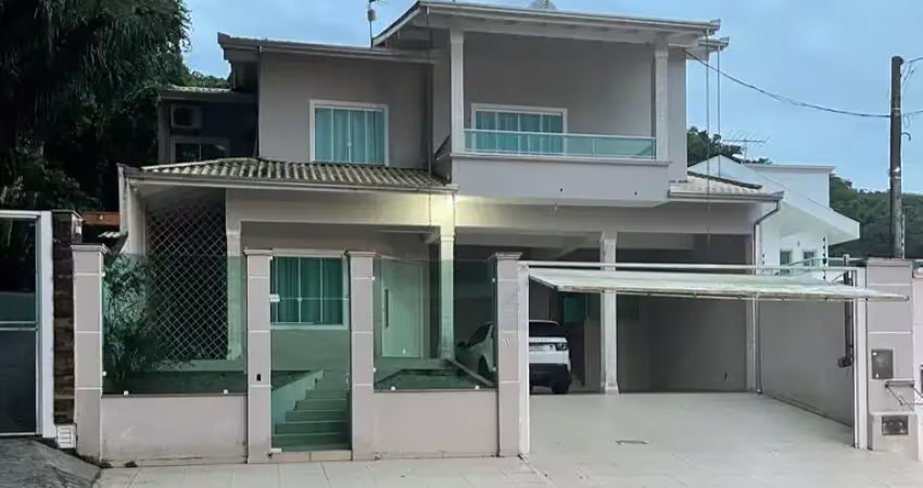 Casa com 3 quartos à venda na Rua Antônio Athanázio Corrêa, 200, Barra, Balneário Camboriú