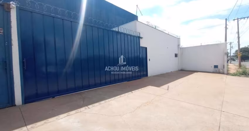 Barracão para Locação em Jaboticabal, Jardim das Rosas, 4 banheiros, 3 vagas