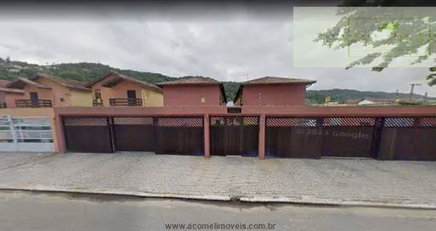 Casas no Litoral para venda em Guarujá no bairro Jardim Vitória