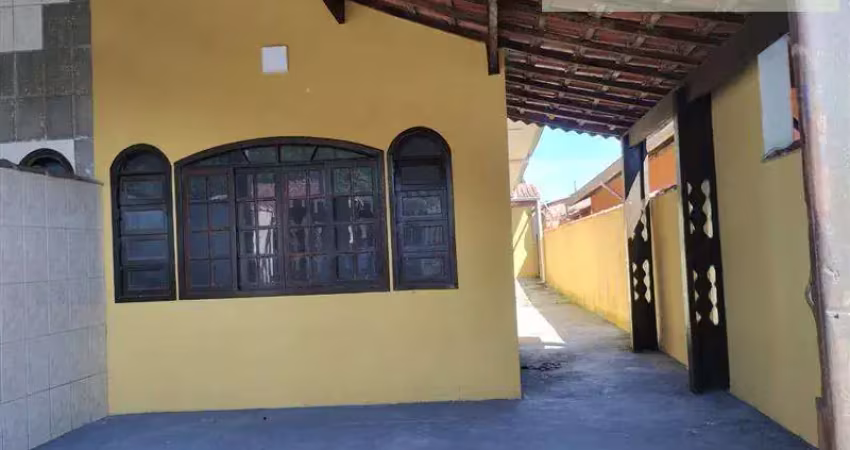 Casas no litoral para venda em mongagua no bairro itaoca