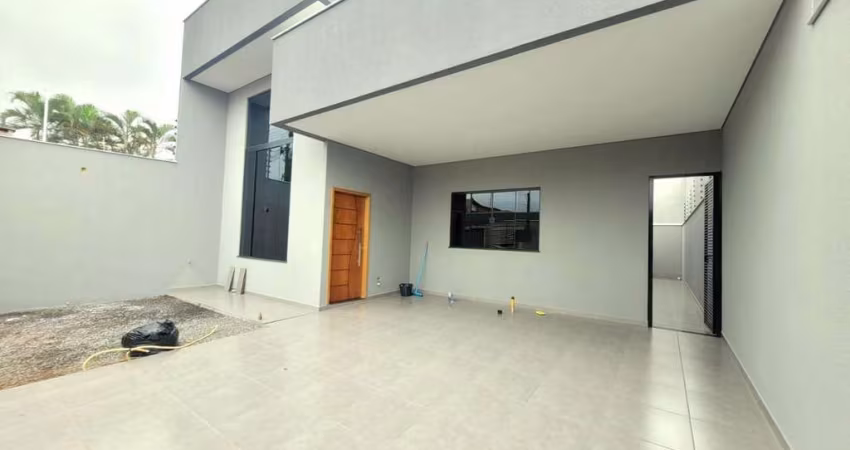 Casa para Venda em Londrina, Jardim Planalto, 3 dormitórios, 1 suíte, 2 banheiros