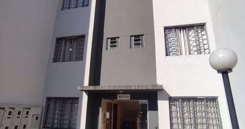 Apartamento em Jardim Três Lagoas  -  Maringá