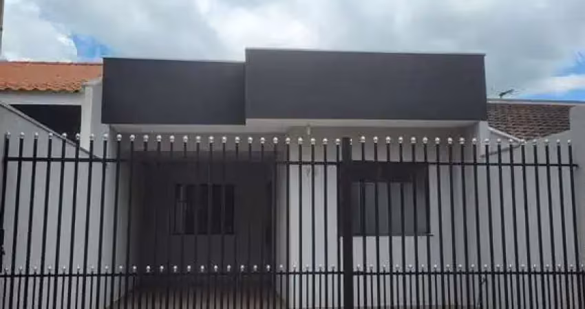 Casa em Jardim Atami  -  Maringá