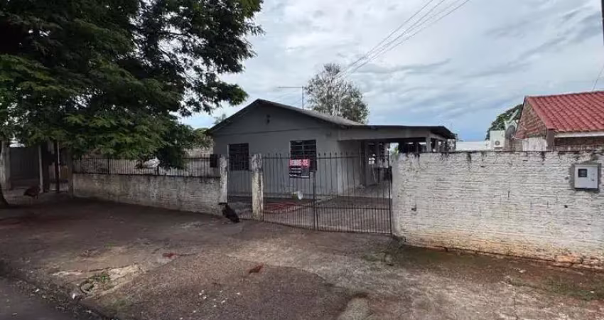 Casa em Conjunto Habitacional Itatiaia  -  Maringá