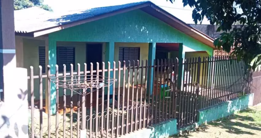 Casa para Venda em Cascavel, Canceli, 3 dormitórios, 2 banheiros, 2 vagas
