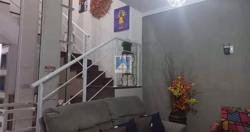 Com 3 dormitórios, sendo 1 suíte, possui 3 banheiros, 2 vagas de garagem, 2 salas.