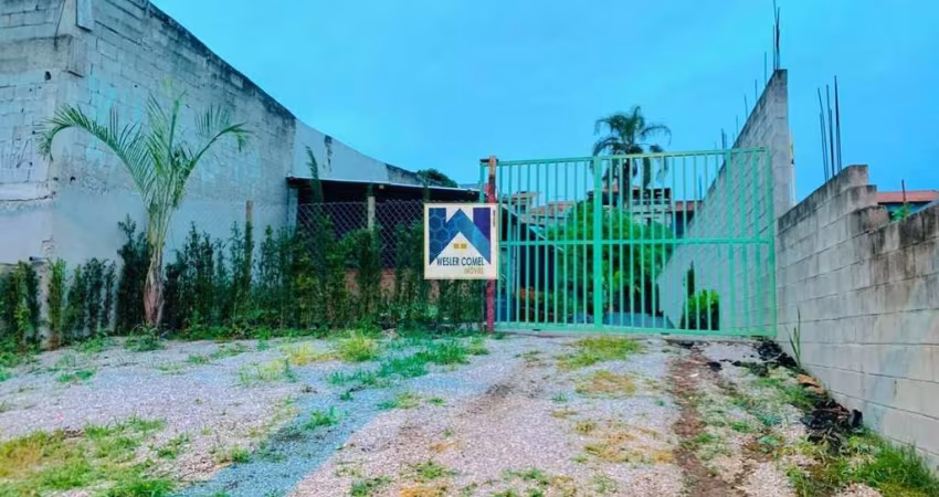 Área Total de 470,00 m².  Valor do Imóvel R$ 930.000,00.  Básico: Água, Energia, Murado.