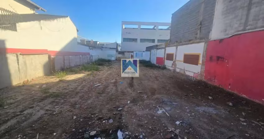 Excelente terreno comercial para construção de empreendimentos comerciais como lojas,clínica, escritórios, restaurantes , estacionamento e outros tipios de negócios. localizado pró