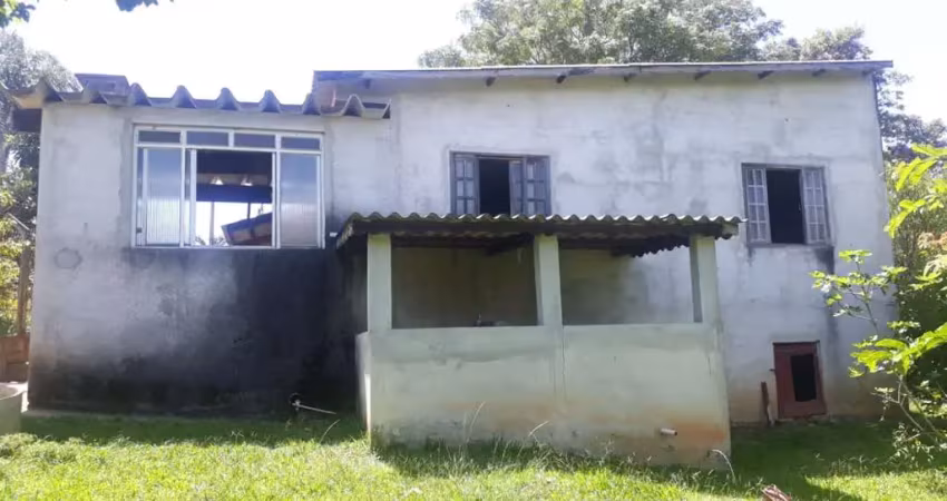 Casa térrea avarandada para venda no bairro castelano.