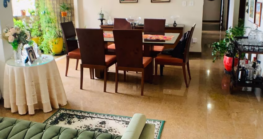 BAIXOU O VALOR: Vendo Amplo Apartamento 4/4 no  Bairro da Pituba Salvador Ba..