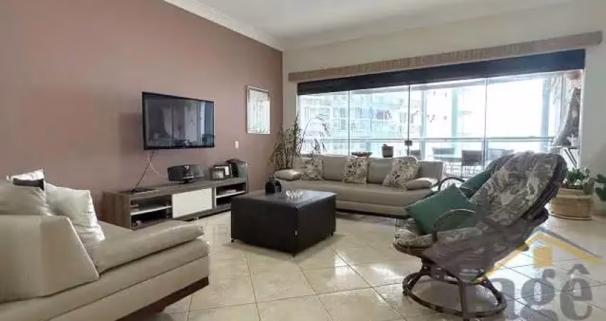 Apartamento frente mar com 03 suítes e lazer  praia das astúrias - ref.: 6027