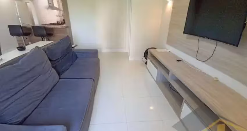 Oportunidade - apartamento reformado à 100mts da praia das astúrias em prédio com lazer - ref. 5994