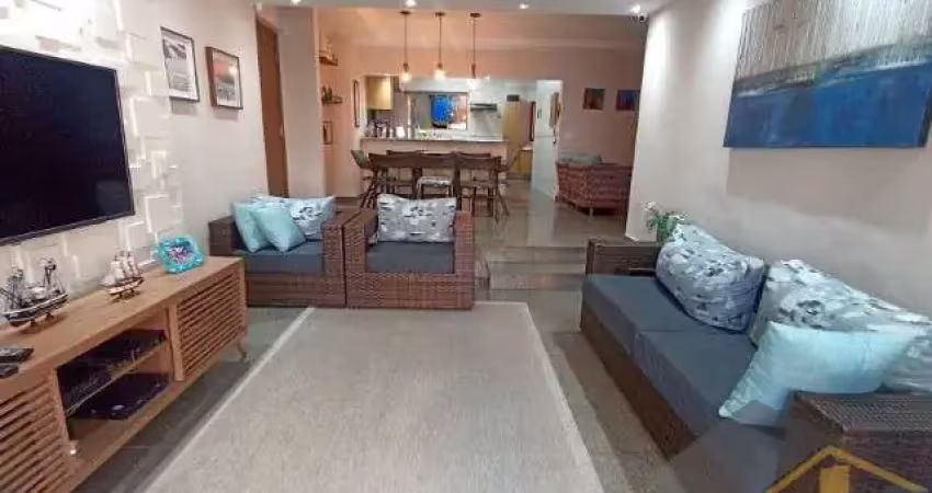 Excelente localização apartamento reformado com 04 dormitórios à venda entre as praias das astúrias e praia do tombo - ref.: 5797