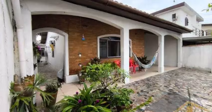 Casa térrea com 03 dormitórios e edícula à venda no bairro santa rosa - ref.: 6248