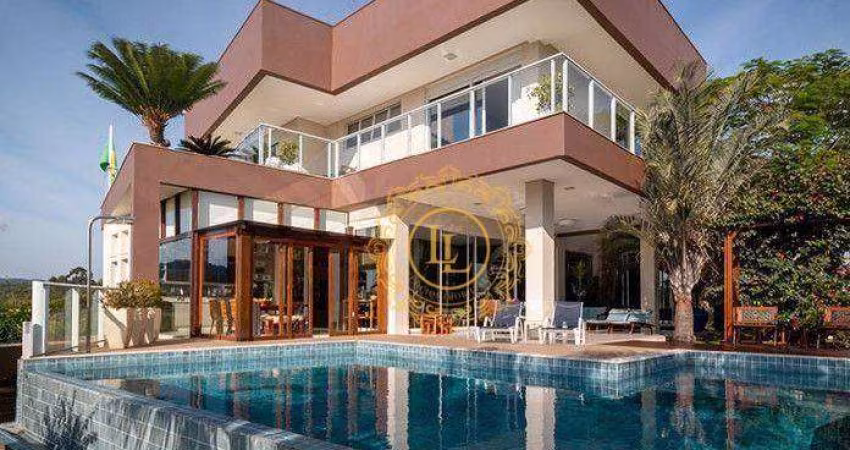 Casa Finamente mobiliado com 4 Suítes à venda, 1000 m² no Centro - Camboriú/SC
