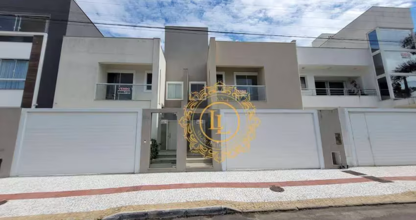 Belíssima casa com 3 dormitórios sendo uma suíte 2 vagas na Praia dos Amores em Balneário Camboriú -SC