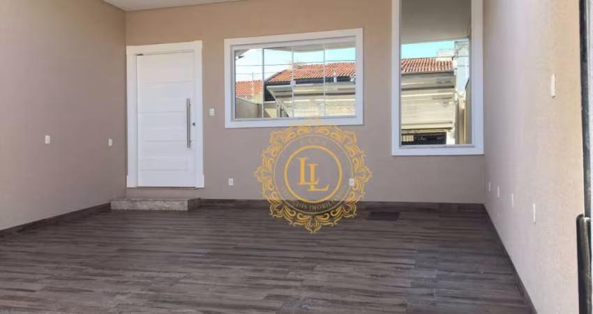 Lindo Sobrado novo com 03 Suítes no Centro de Balneário Camboriú!