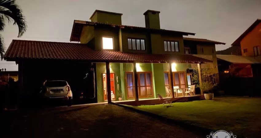 Casa em condomínio fechado com 4 quartos à venda na Rua Vereador Osni Ortiga, Lagoa da Conceição, Florianópolis