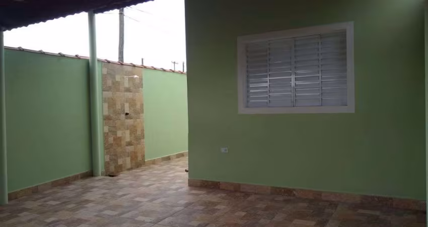 CASA NOVA NA PRAIA COM 2 QUARTOS E PISCINA!