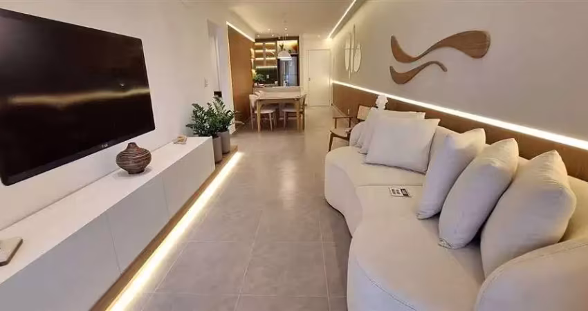 Apartamento à Venda em Forte, Praia Grande - SP