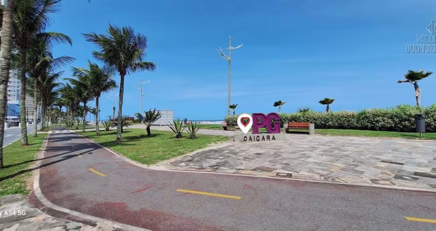 Sobrado no Caiçara - Área Nobre com 3 dormitórios e a poucos metros da praia!