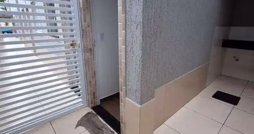 Casa de condominio sobreposta nova com 2 dormitorios - ocian praia grande - sp