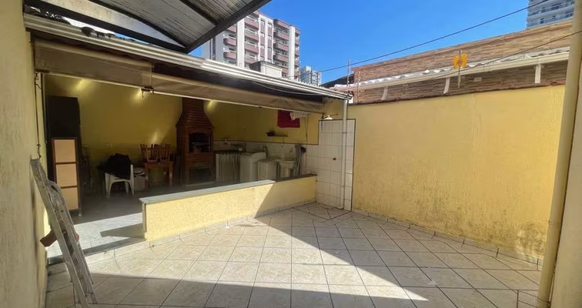 Sobrado 3 dormitórios sendo 1 suíte ao lado da praia – GUILHERMINA