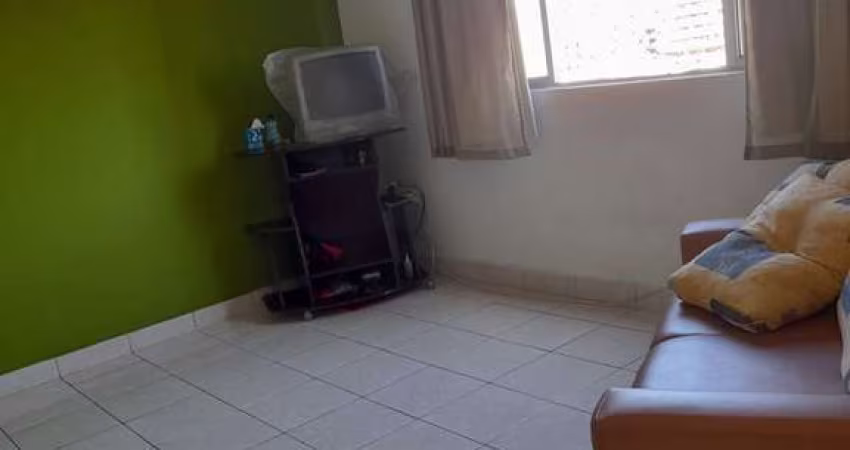 Apartamento situado na Tupi, 1 quarto com varanda, 300m da Praia!