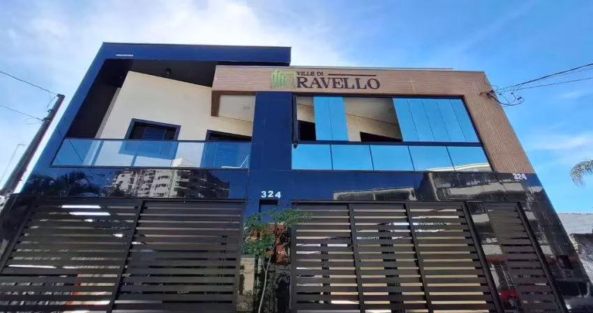 Sobrado em condomínio 2 dormitórios sendo 2 suites  no boqueirão