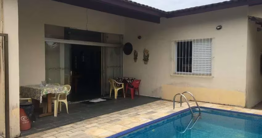 Imóvel à venda no guarujá/sp | 2 casas no mesmo terreno | 900m da praia