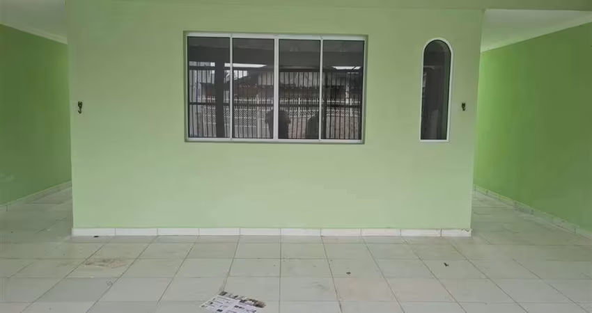 Casa à Venda em Flórida, Praia Grande - SP