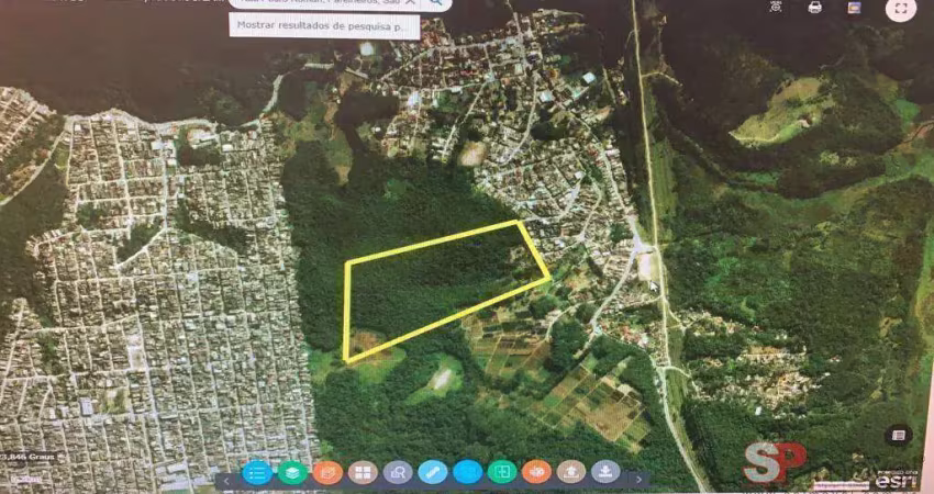 Terreno à venda na Rua Nicolau Lorin, Jardim Santa Terezinha (Parelheiros), São Paulo