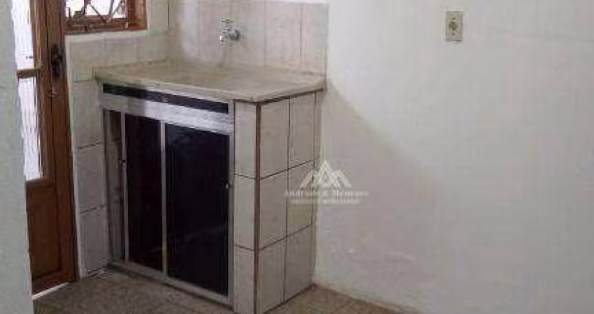 Kitnet com 1 dormitório para alugar, 15 m² por R$ 680,00/mês - Centro - Ribeirão Preto/SP