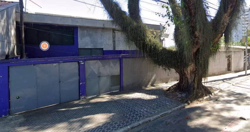 AMPLA CASA PARA LOCAÇÃO NO CENTRO DE SÃO JOSÉ DOS CAMPOS