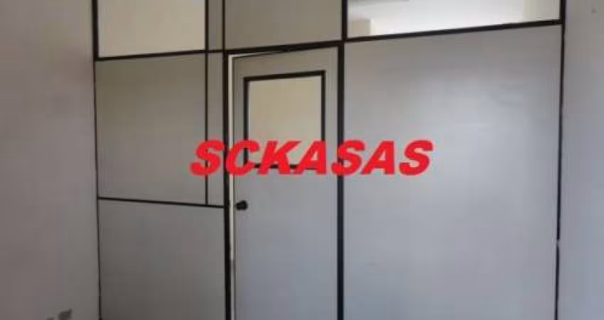 SALA COMERCIAL NO MONTE CASTELO COM HABITE SE