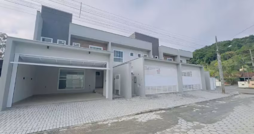 Geminado à venda em jaraguá do sul com 3 quartos sendo 1 suíte – bairro amizade